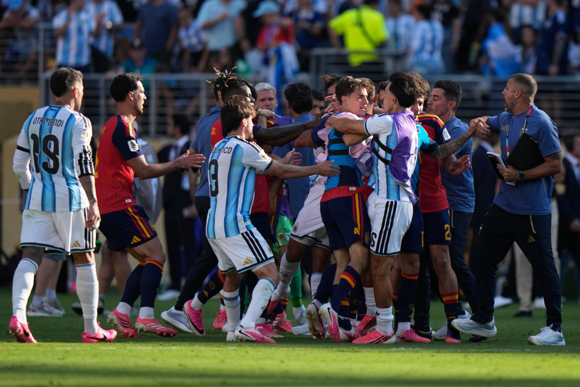 Awantura po finale MŚ Hiszpania - Argentyna