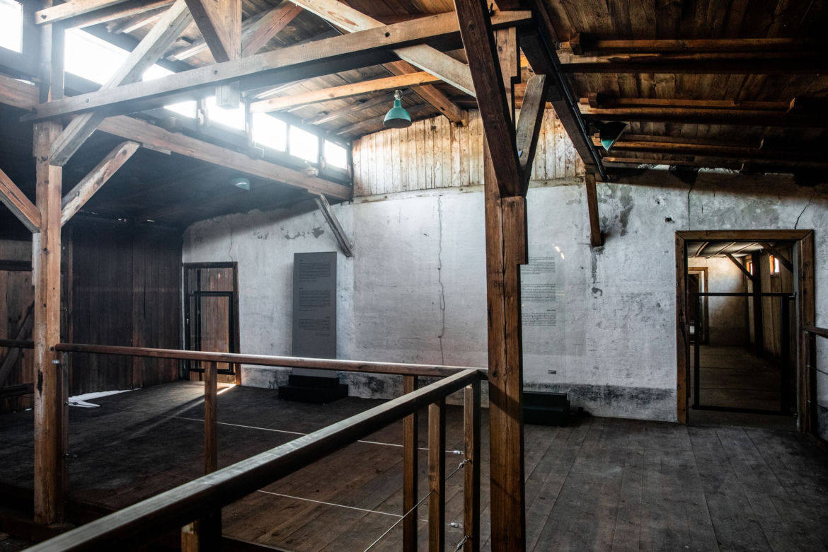 Majdanek już po remoncie. "Ten barak nigdy nie był udostępniony zwiedzającym" [GALERIA]