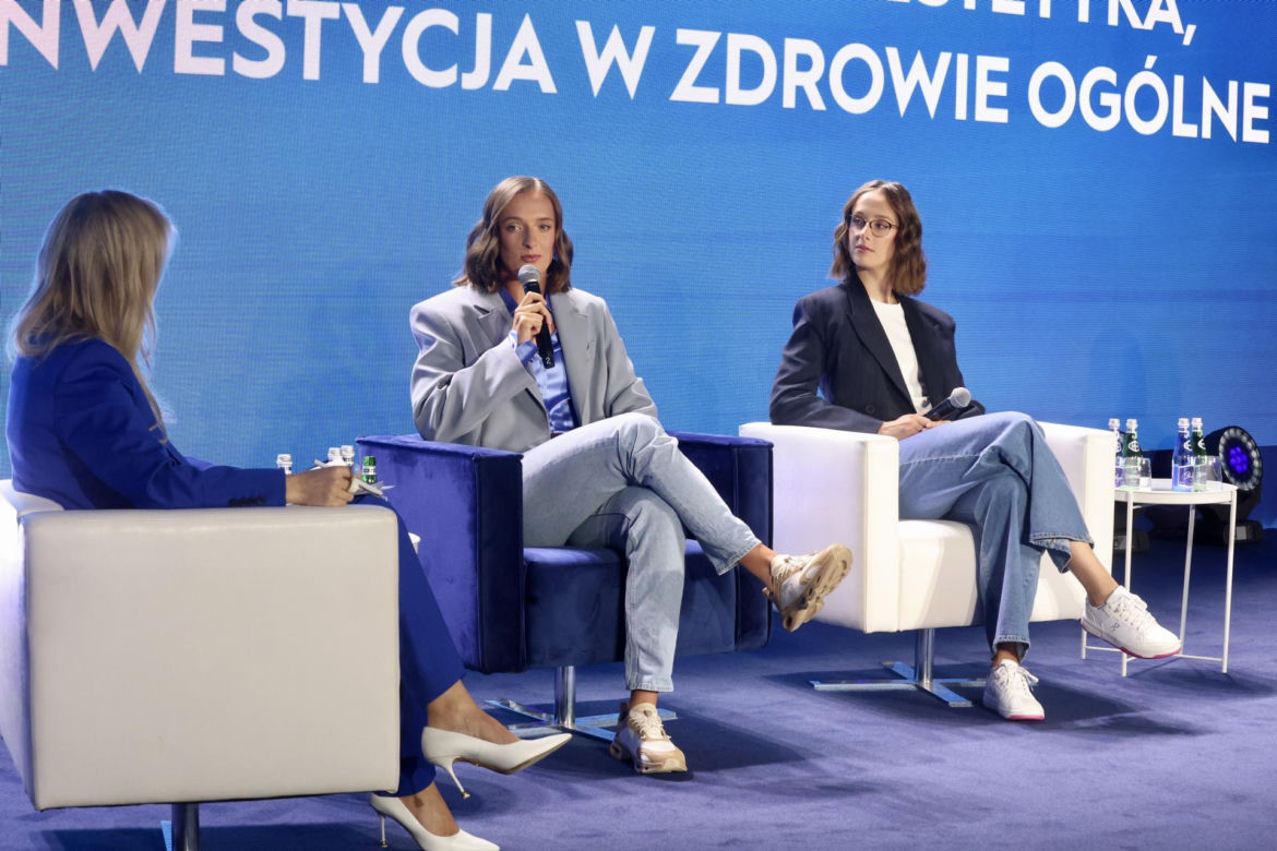 Iga i Agata Świątek na konferencji otwierającej kampanię Oral-B