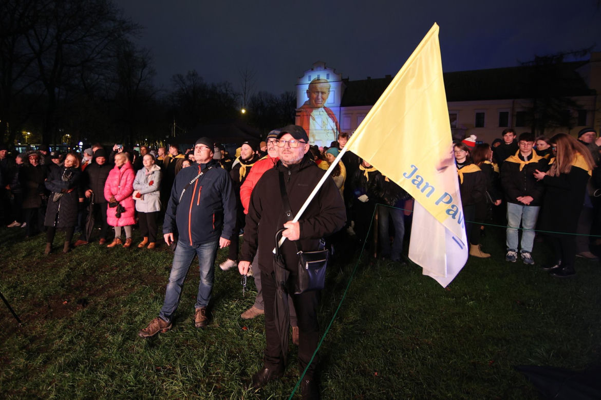 Tak wierni zareagowali na śmierć papieża Jana Pawła II