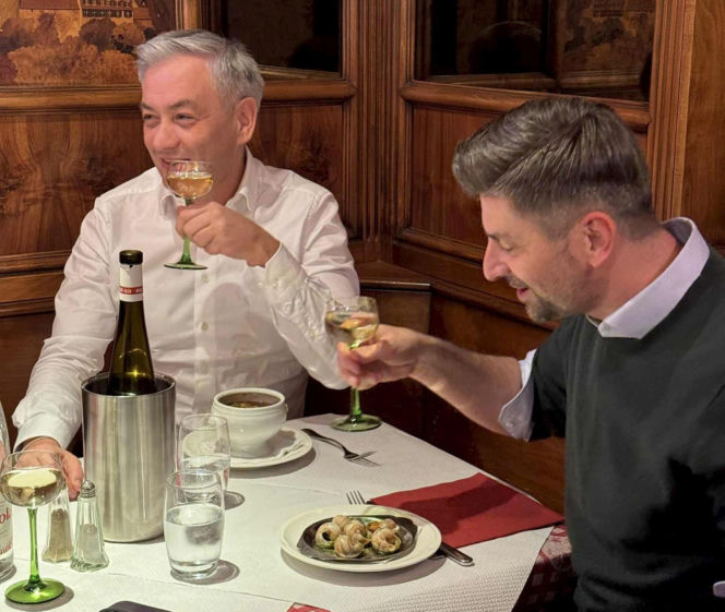 Biedroń i Śmiszek już świętują Walentynki