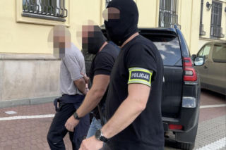 Do ich mieszkania weszli agenci ABW. Rosjanie mieli mały arsenał