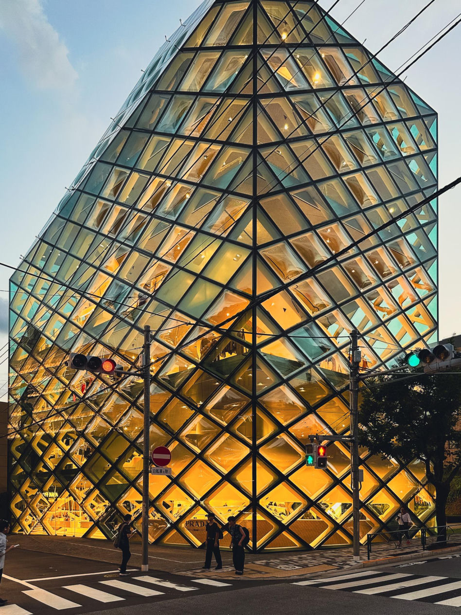 178 Prada Aoyama