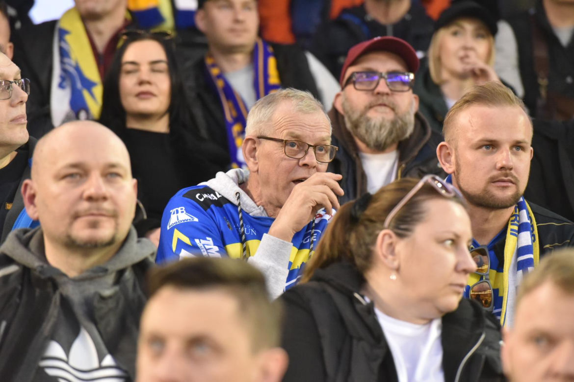 PRES Grupa Deweloperska Toruń - Betard Sparta Wrocław, zdjęcia kibiców i zawodników z Motoareny