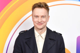Od nastolatka z Na Wspólnej do eleganckiego mężczyzny. Tak zmieniał się Jakub Wesołowski