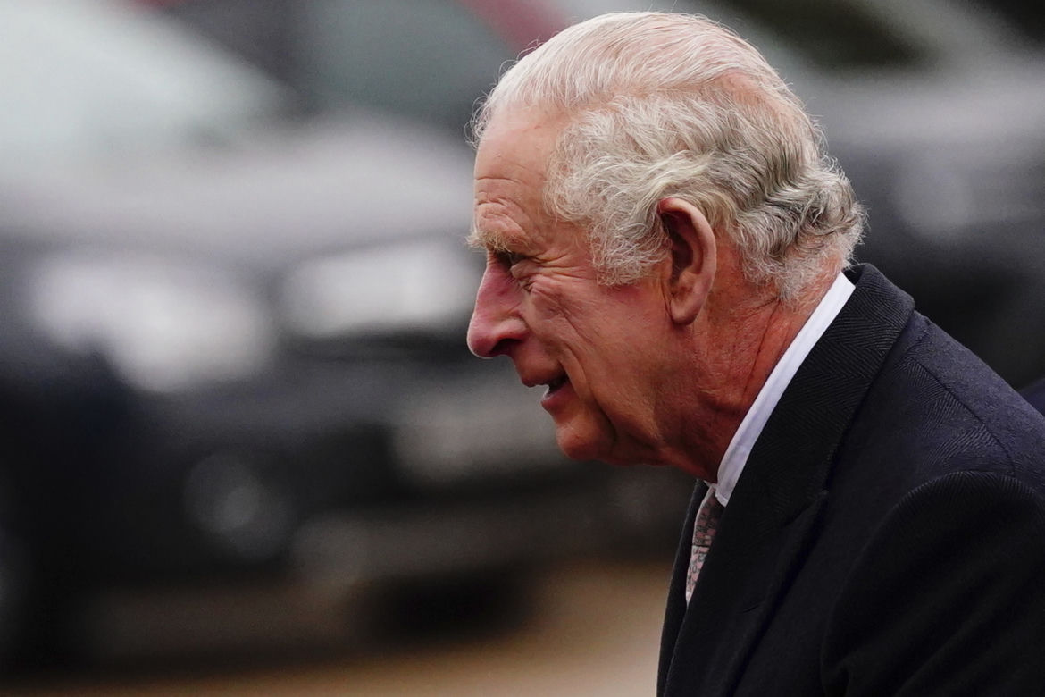 Zemsta króla na Harrym i Meghan! Nowe fakty w sprawie wyrzucenia z pałacu