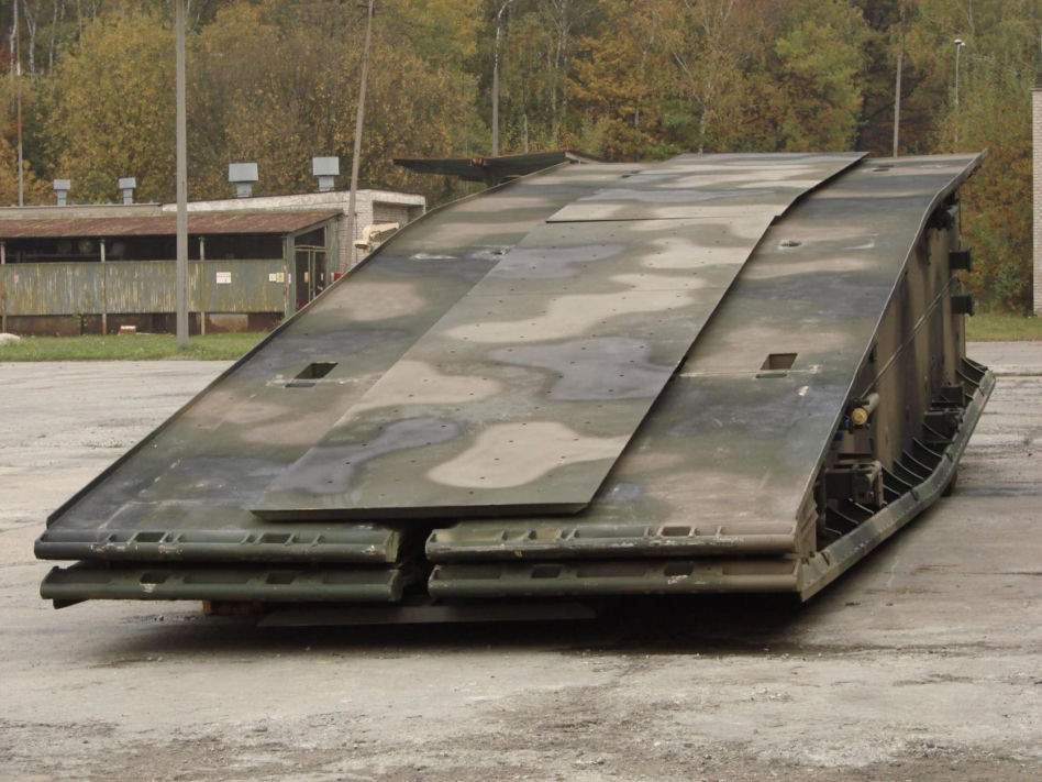 Kolejna Daglezja MS-20 odebrana. Wojsko polskie z nowym mostem towarzyszącym