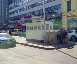 Instalacja „Friede sei mit Dir” w Berlinie