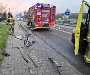 Przewrócona ciężarówka blokuje ruch na DK94 pod Brzeskiem