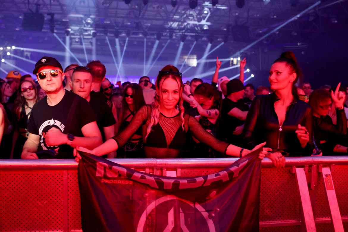 Mayday 2025 w Katowicach. Fani przed sceną bawią się najlepiej