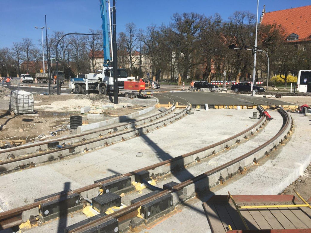 Trwają prace w rejonie Alei Św. Jana Pawła II w Toruniu. Zmiany od 18 kwietnia!