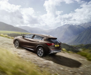 Infiniti QX30 