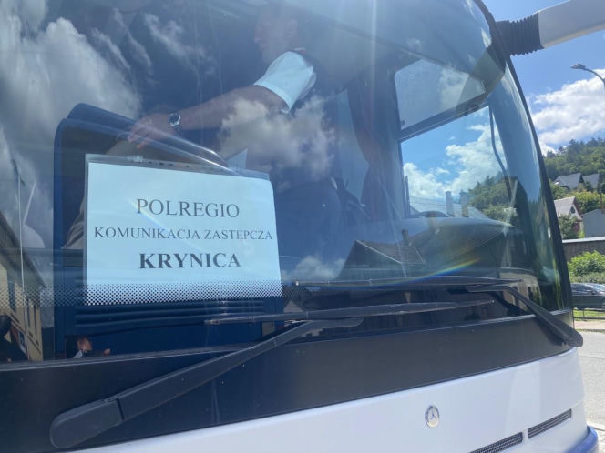 Trwa naprawa torów po wykolejeniu się pociągu