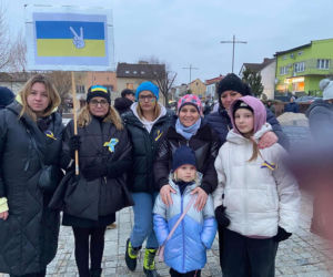 Starachowice solidarne z Ukrainą. Wiec poparcia na Rynku