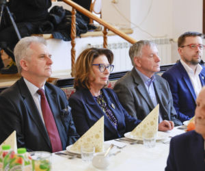 Małgorzata Kidawa-Błońska wpadała na wigilię w Skolimowie. Wzruszające sceny [ZDJĘCIA]