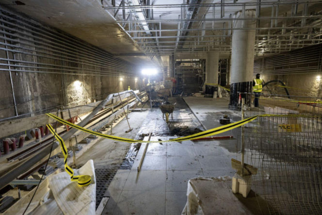 Budowa trzech nowych stacji metra linii M2 (marzec 2026)