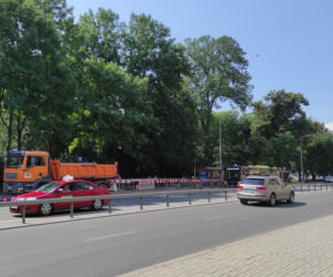 Prace przy budowie węzła przesiadkowego Krakowska-Planty w Tarnowie