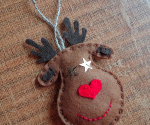 Filcowy renifer Rudolf na choinkę