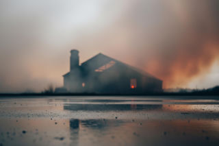 Pożar kurnika we Wrzosach. Dramat strażaka, który stracił wszystko