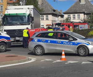 Tir ciągnął za sobą kobietę! Makabryczny wypadek w Mrągowie [ZDJĘCIA].