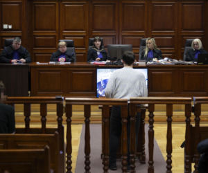 Wstrząsające kulisy zabójstwa Maćka w Warszawie. Po plecach leciała mu krew, mówił, że umrze