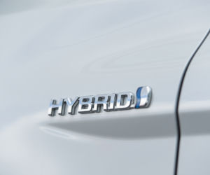 Toyota Camry 2.5 Hybrid 218 KM e-CVT Executive + VIP