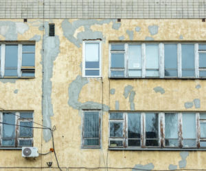 Dawna szkoła powszechna na Słomińskiego 1 w Warszawie