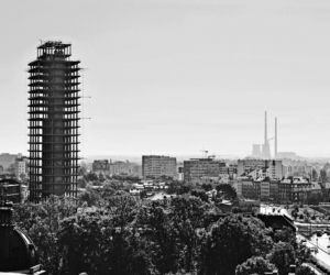 Krakowski Szkieletor: jak pustostan zmienił się w nowoczesny wieżowiec 