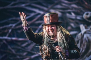 Korpiklaani o ewolucji rynku muzycznego: W muzyce zawsze będzie miejsce na autentyczność [WYWIAD]