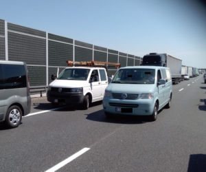 Wypadek na A4 pod Krakowem. Kierowcy jechali korytarzem życia