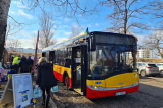 Zbiórki dla Ukrainy w Warszawie - w tych miejscach możecie PRZEKAZYWAĆ POMOC [LISTA]