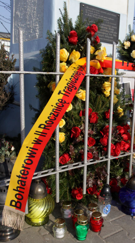  Zadźgali Andrzeja na przystanku, bo zwrócił im uwagę. 13 rocznica śmierci warszawskiego podkomisarza