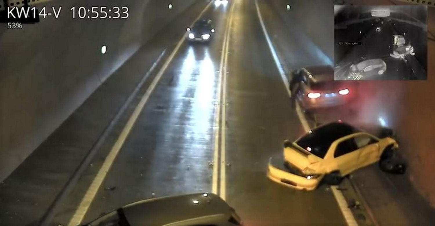 Wstrząsające nagranie z wypadku w tunelu. Kierowca pędził 170 km/h!
