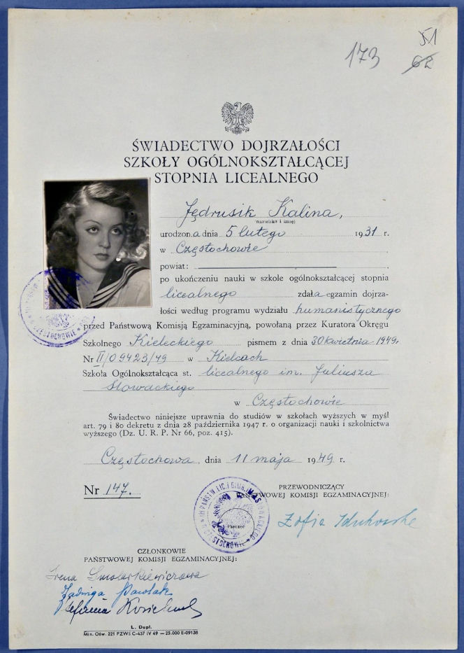 Świadectwo maturalne Kaliny Jędrusik z 1949 roku