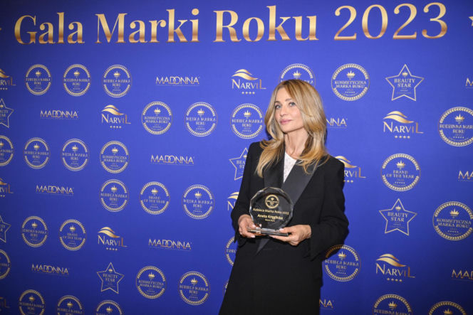Tak wygląda polska emerytka. Aneta Kręglicka ma 61 lat