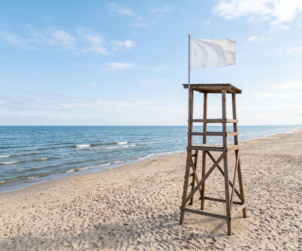Sinice Ustka. Czy w Ustce można się kąpać 24.07? Flaga, warunki pogodowe