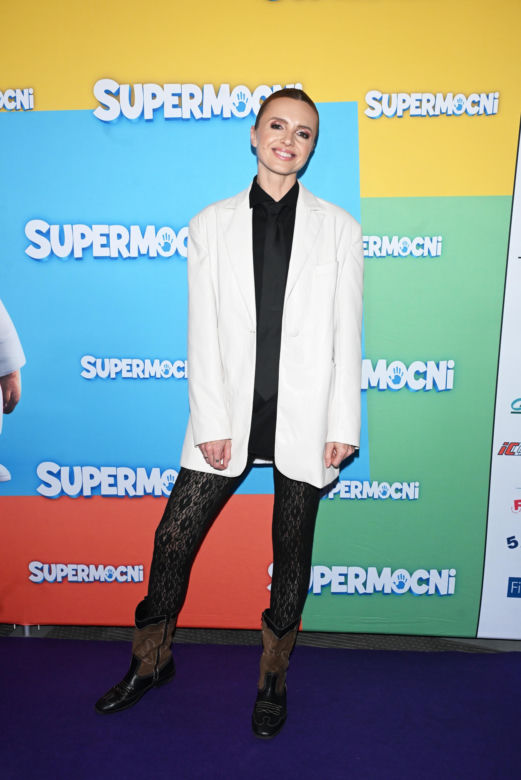 Premiera "Supermocni"