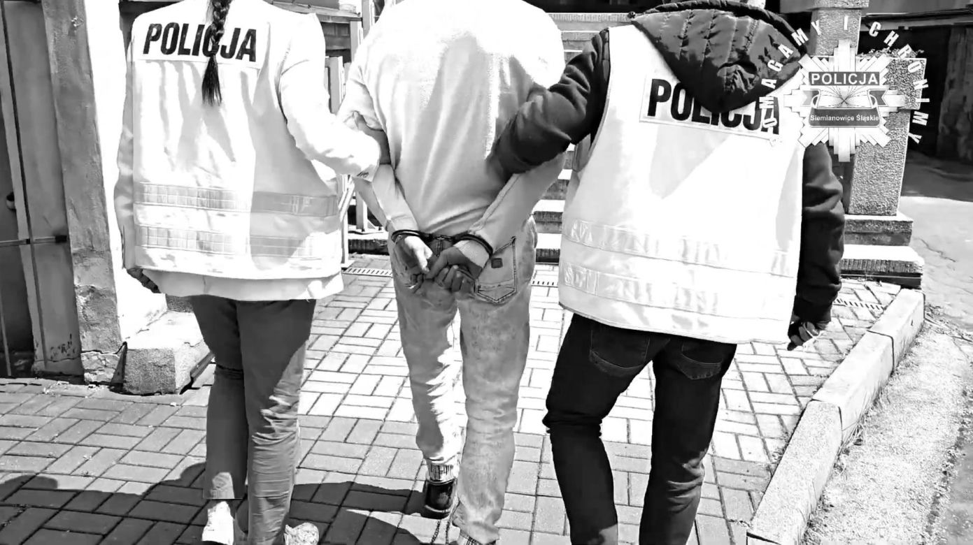 Usiłowanie zabójstwa w Siemianowicach Śląskich. Policjanci w ostatniej chwili uratowali życie ofiary