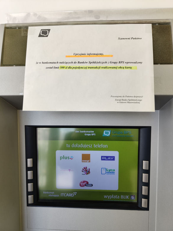 Banki ograniczają limity wypłat z bankomatów