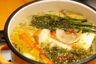 Polska zupa na Złotych Globach? Obsada pokochała to danie!