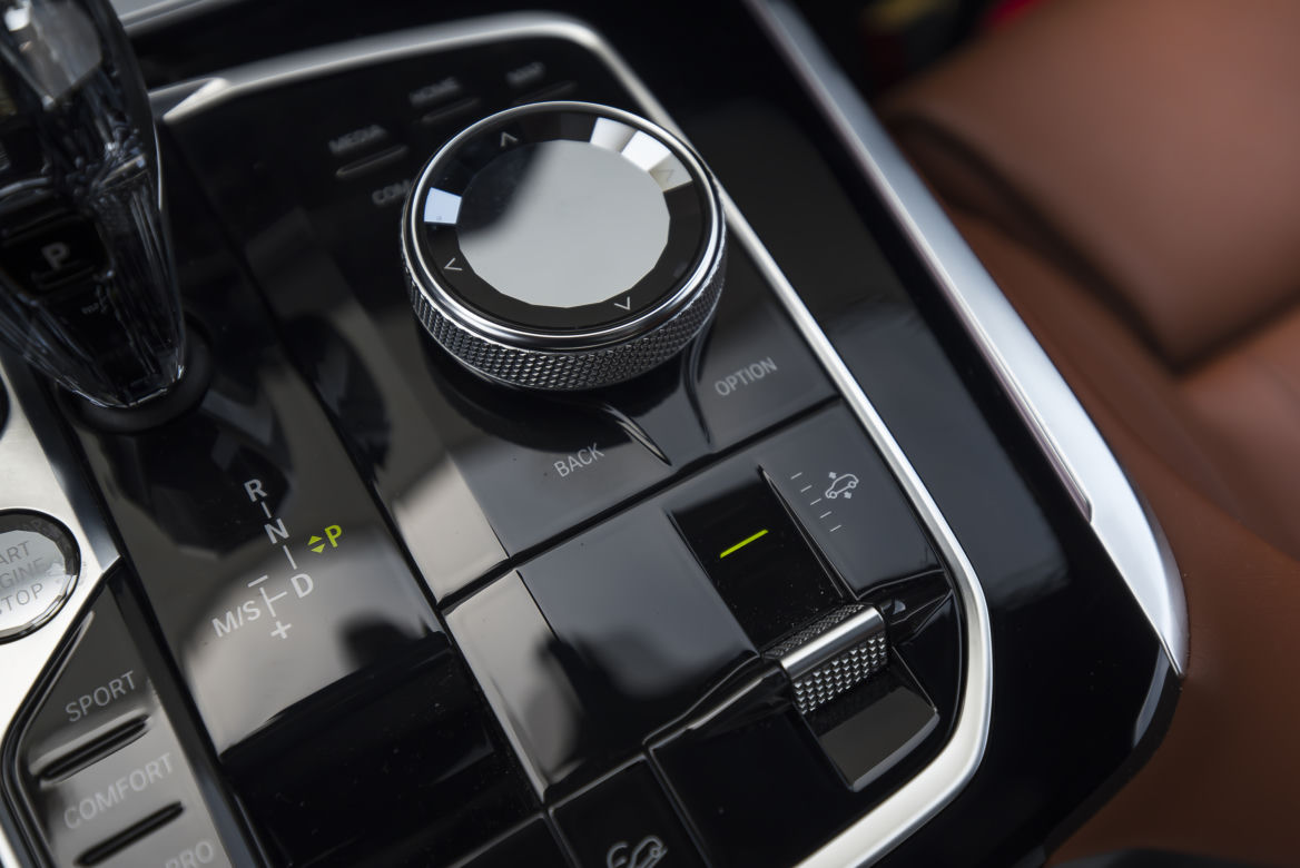 BMW X7 40i xDrive Steptronic 8