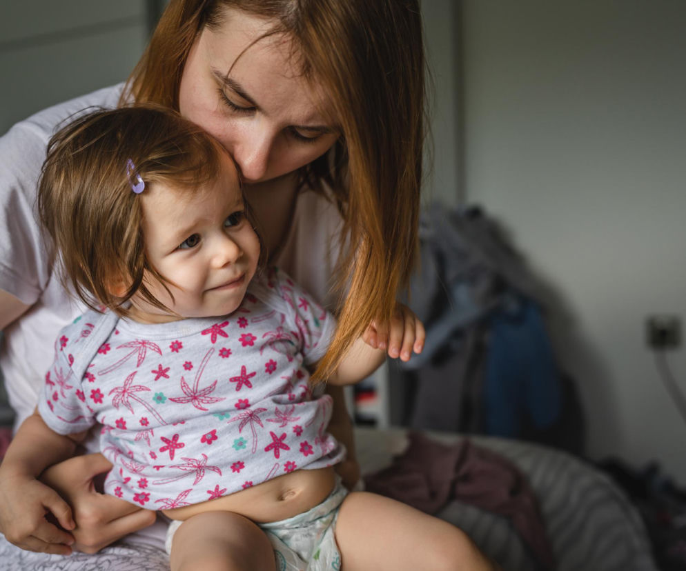 Dziecku przeszkadza metka w ubraniu? To może być ważny sygnał