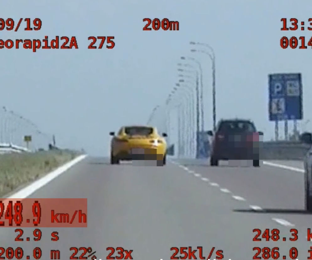 53-latek jechał prawie 250 km/h