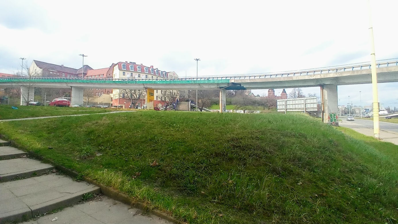 Teren przeznaczony pod budowę parkingowca