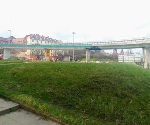 Teren przeznaczony pod budowę parkingowca