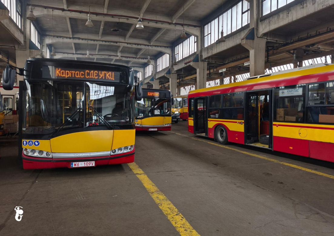 Z Warszawy na Ukrainę. Autobusy pomogą mieszkańcom