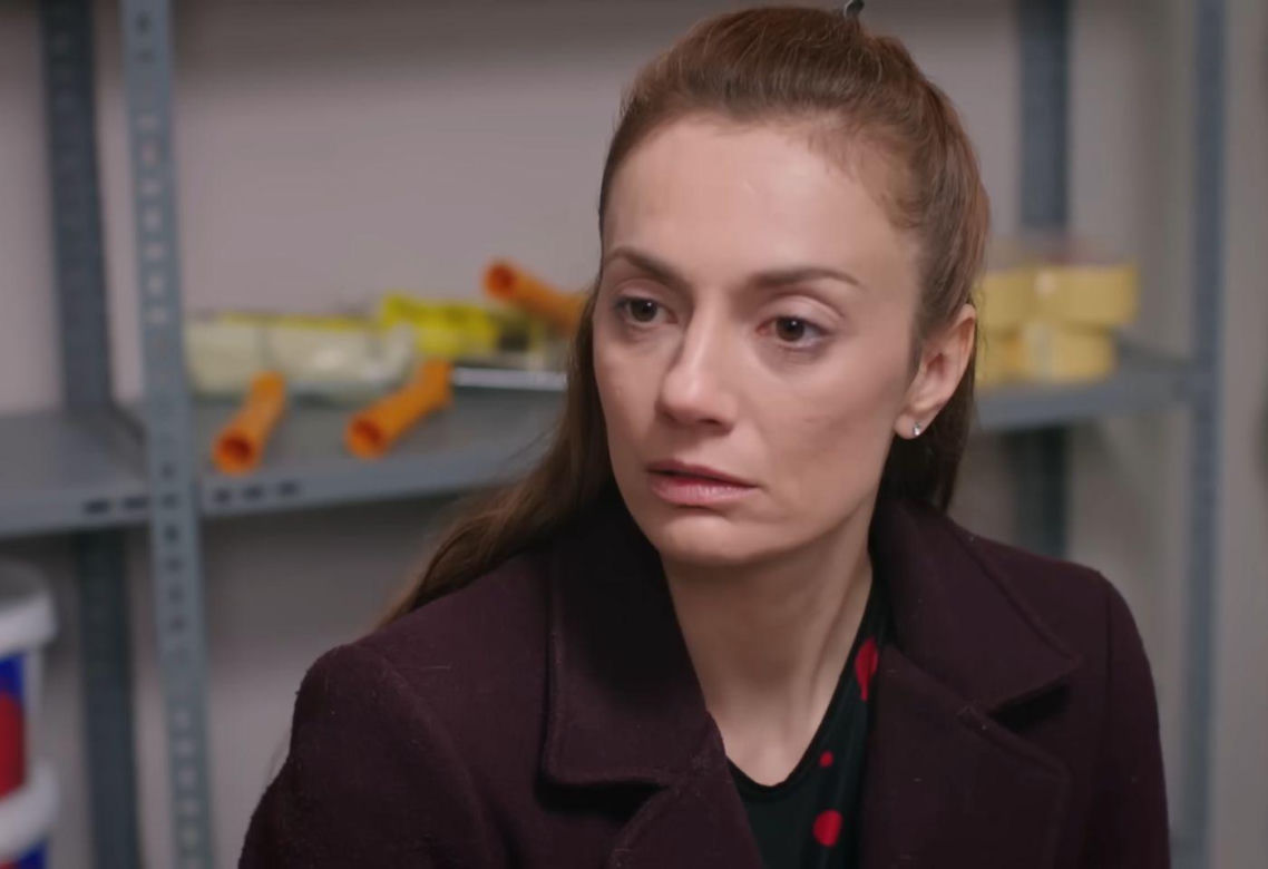 "Panna młoda", odcinek 50: Yakup wywiera presję na Deryi, stanowczo domagając się zwrotu długu