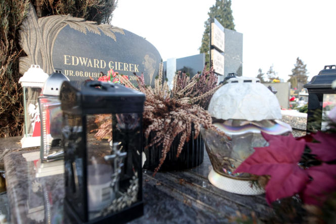 Grób Gierka a 113. rocznicę jego urodzin