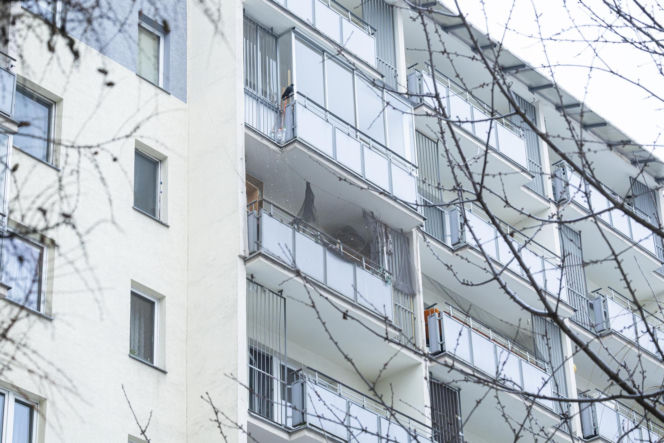 Śmieci, smród i strach na Gocławiu. Sąsiad zbieracz terroryzuje mieszkańców. "On potrzebuje pomocy"