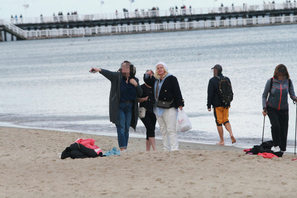 Morsy dorwały Joannę Kurowską na plaży